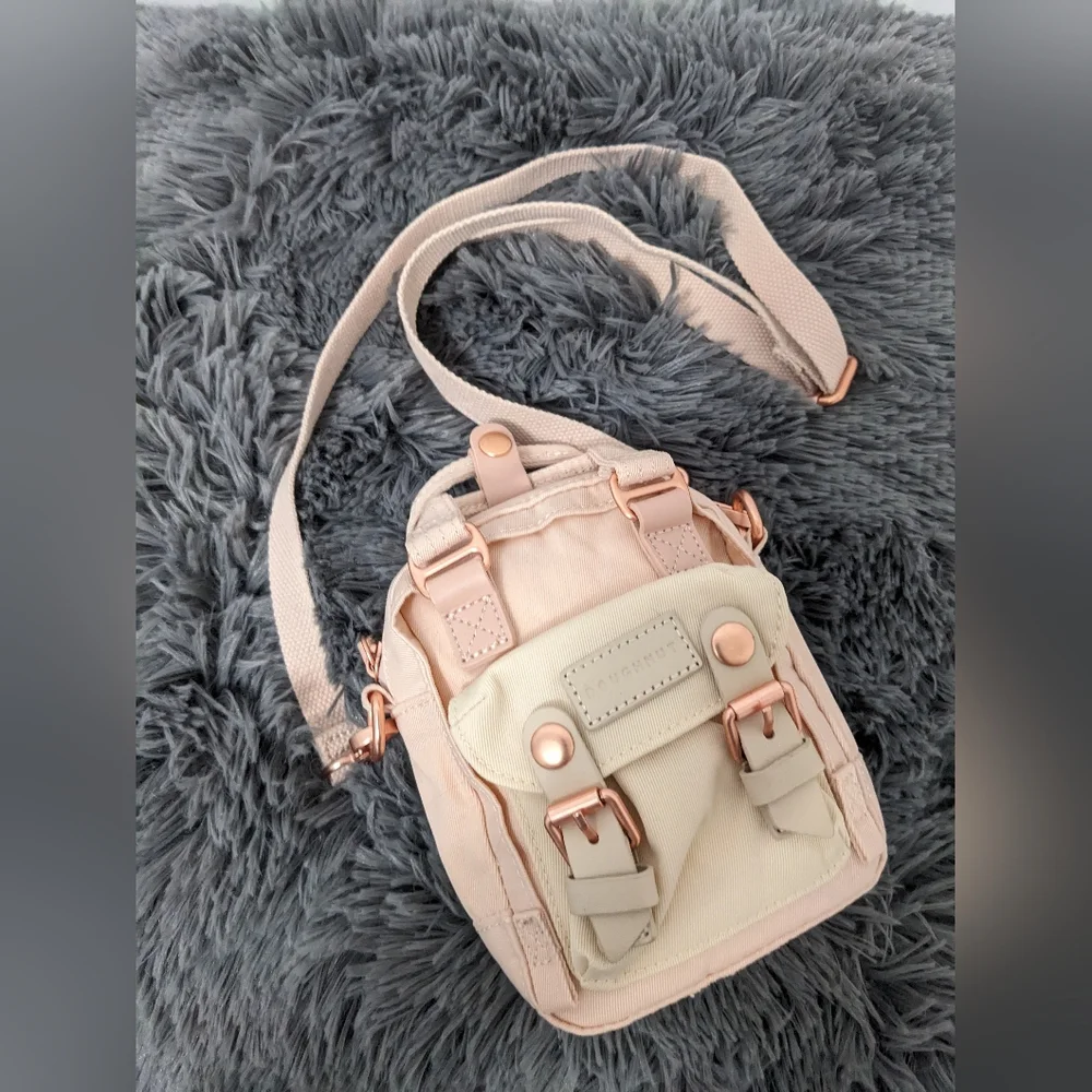 Doughnut Macaroon Tiny Nature Pale Series Special Edition Crossbody - Picture 4 of 4